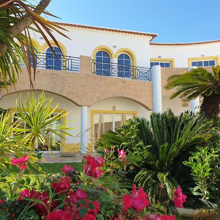 Готель Club House Cvl Praia Da Luz Екстер'єр фото