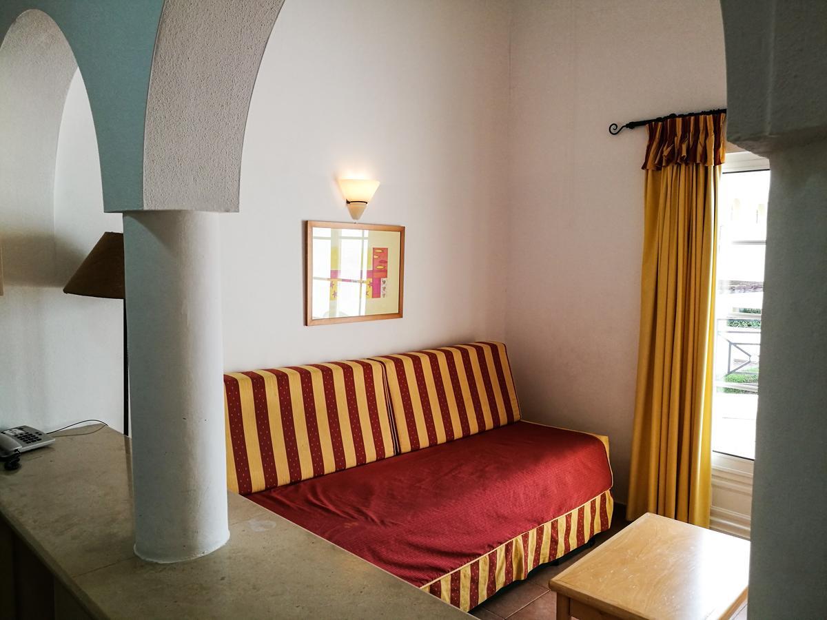Готель Club House Cvl Praia Da Luz Екстер'єр фото
