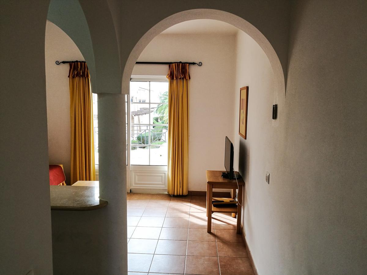 Готель Club House Cvl Praia Da Luz Екстер'єр фото