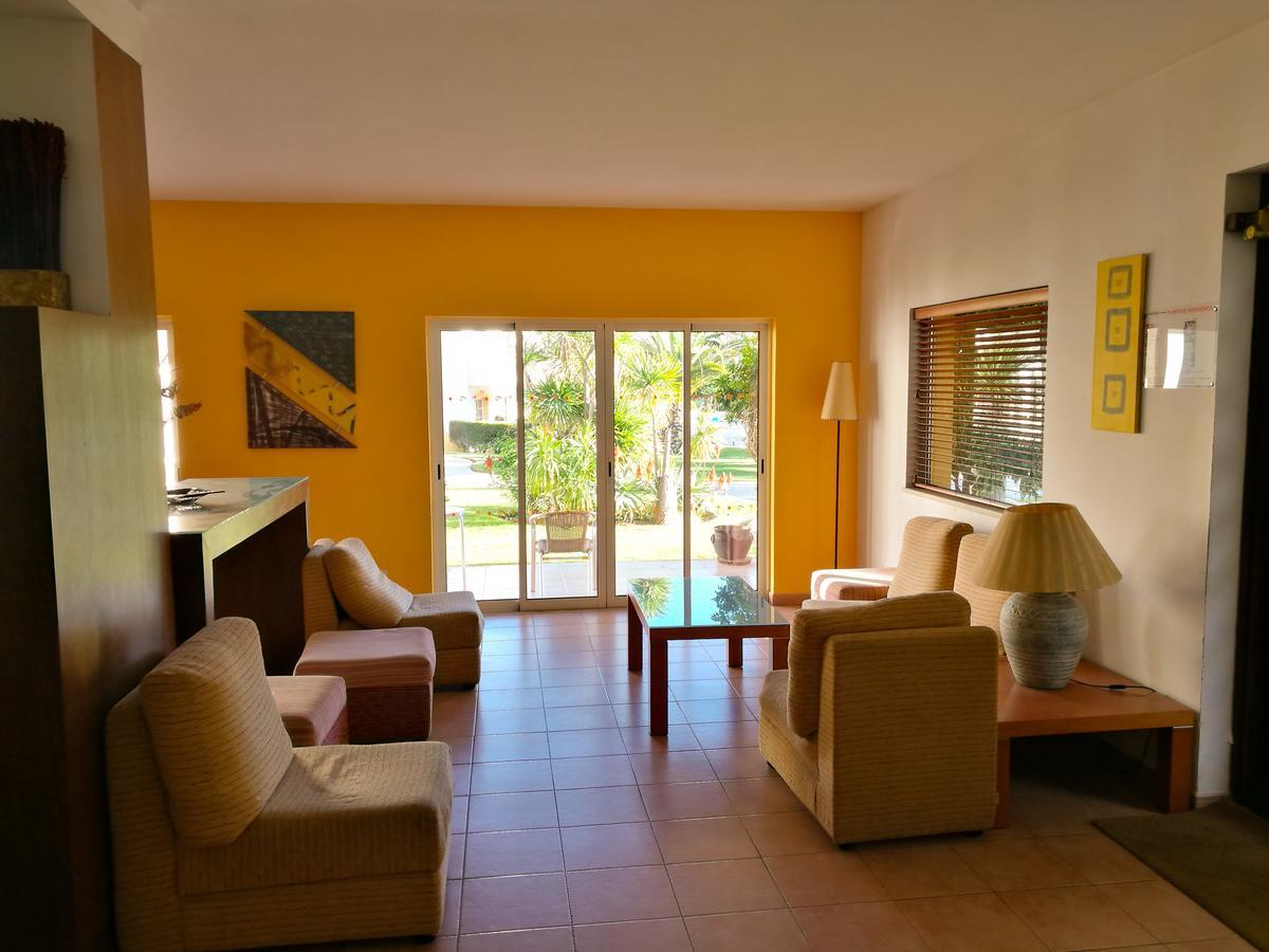 Готель Club House Cvl Praia Da Luz Екстер'єр фото