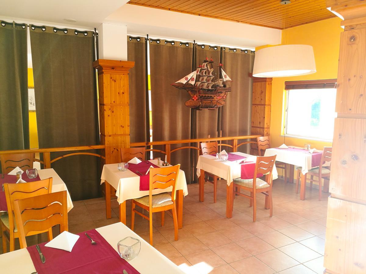Готель Club House Cvl Praia Da Luz Екстер'єр фото