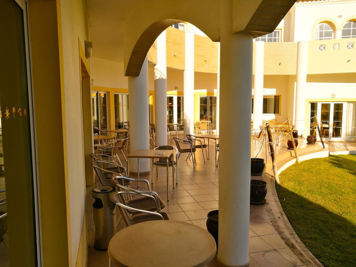 Готель Club House Cvl Praia Da Luz Екстер'єр фото