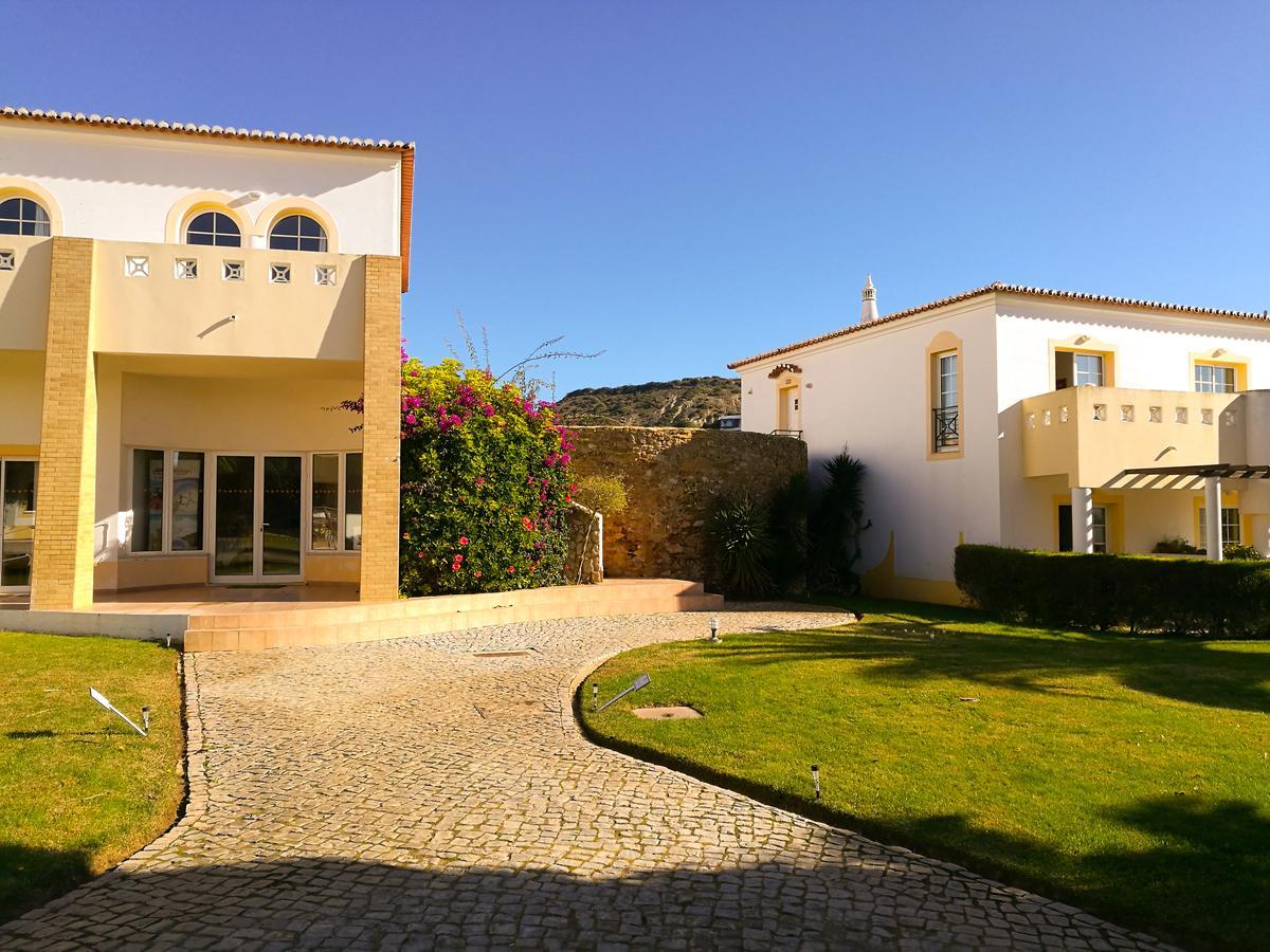 Готель Club House Cvl Praia Da Luz Екстер'єр фото