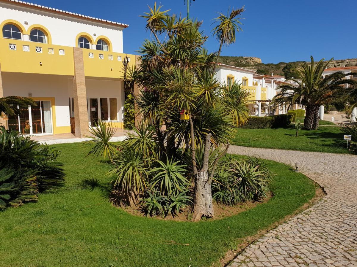 Готель Club House Cvl Praia Da Luz Екстер'єр фото