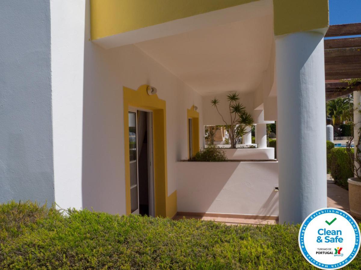 Готель Club House Cvl Praia Da Luz Екстер'єр фото