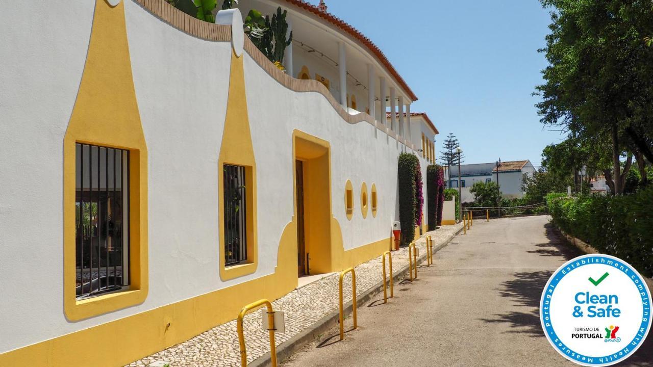 Готель Club House Cvl Praia Da Luz Екстер'єр фото
